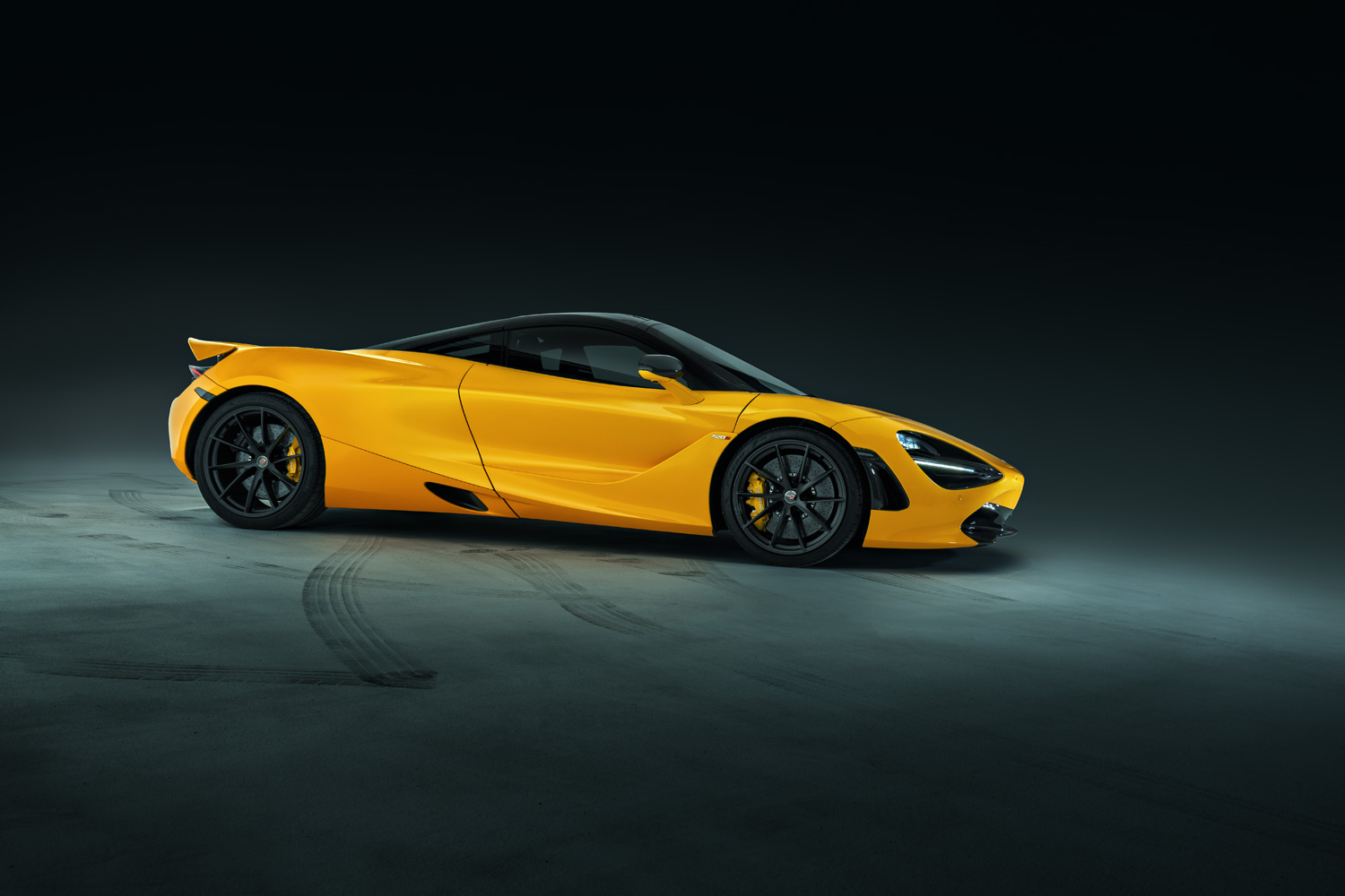 Mclaren 720s inszenziert von Autofotograf phPics Photography.