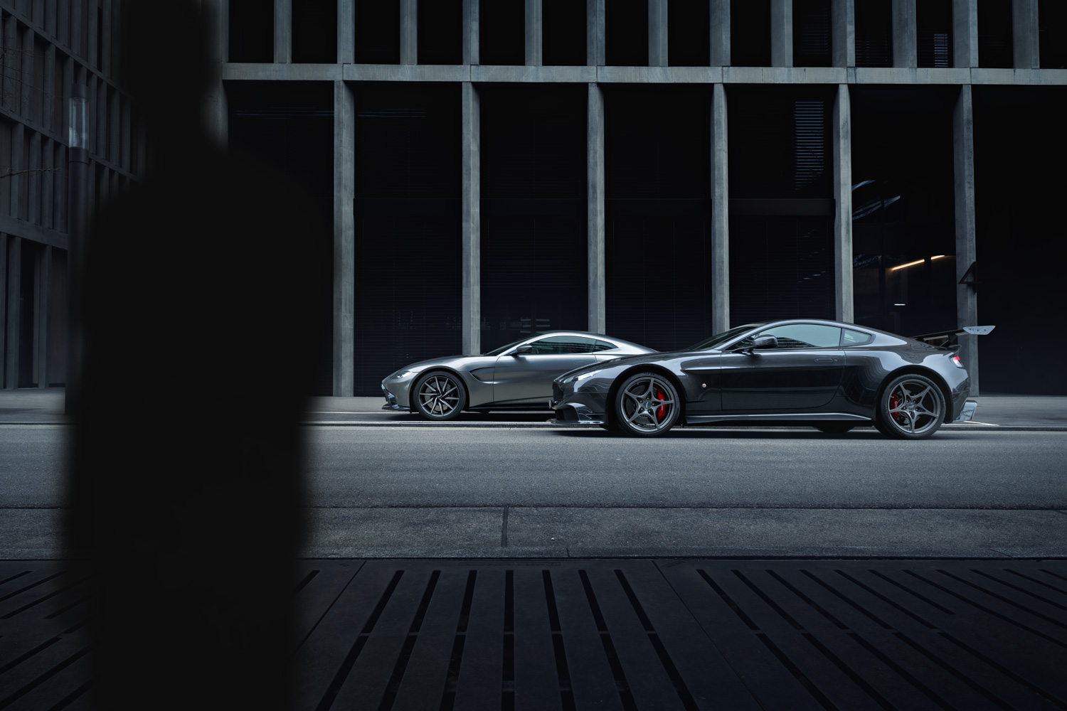 Aston Martin Vantage V8 and V8 GT8