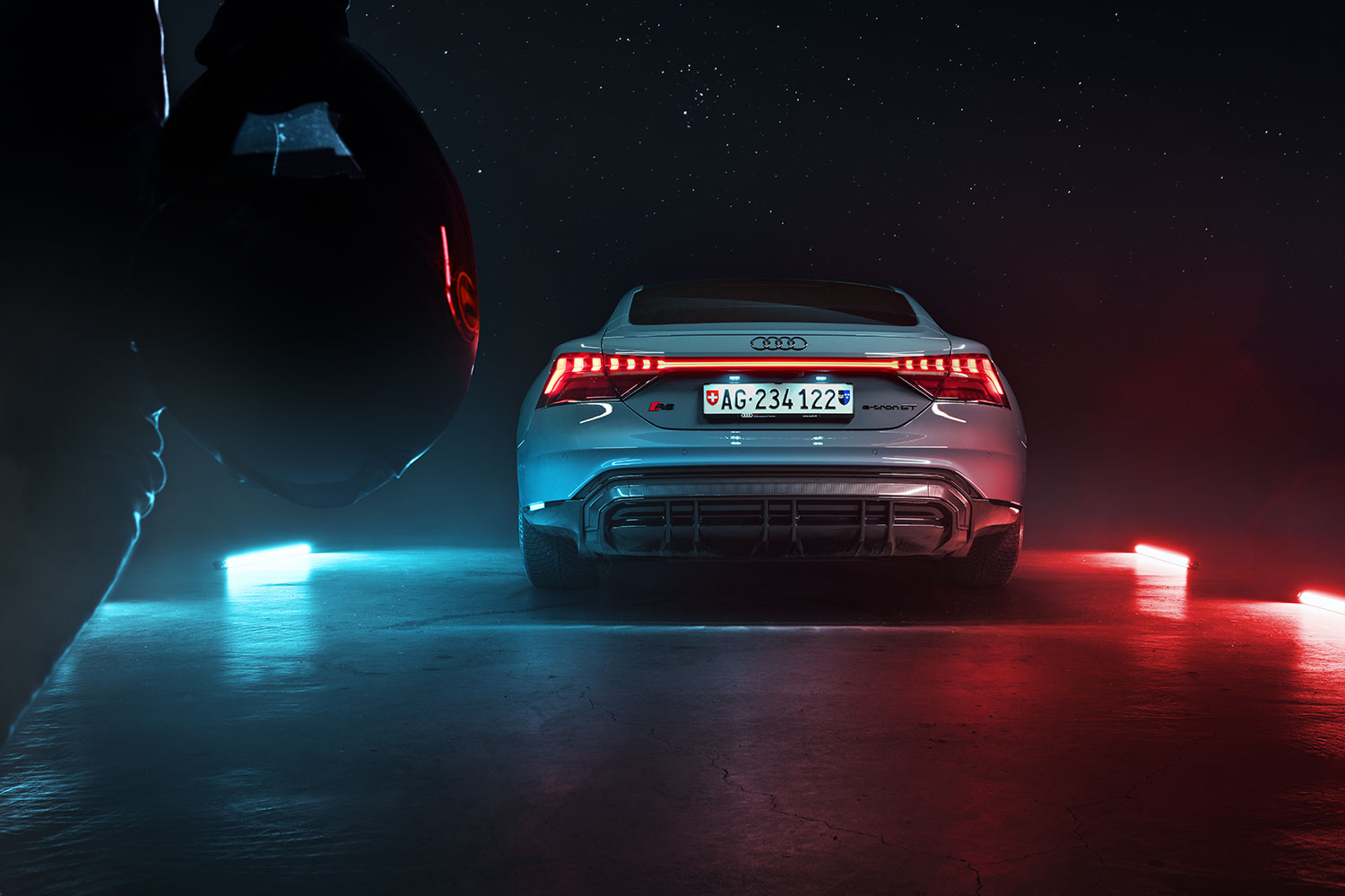 Ready to race. The new Audi RS e-tron GT.