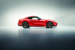 Toyota Supra im Studio fotografiert. F&uuml;r GIMS Magazin. Studiofotografie von phPics