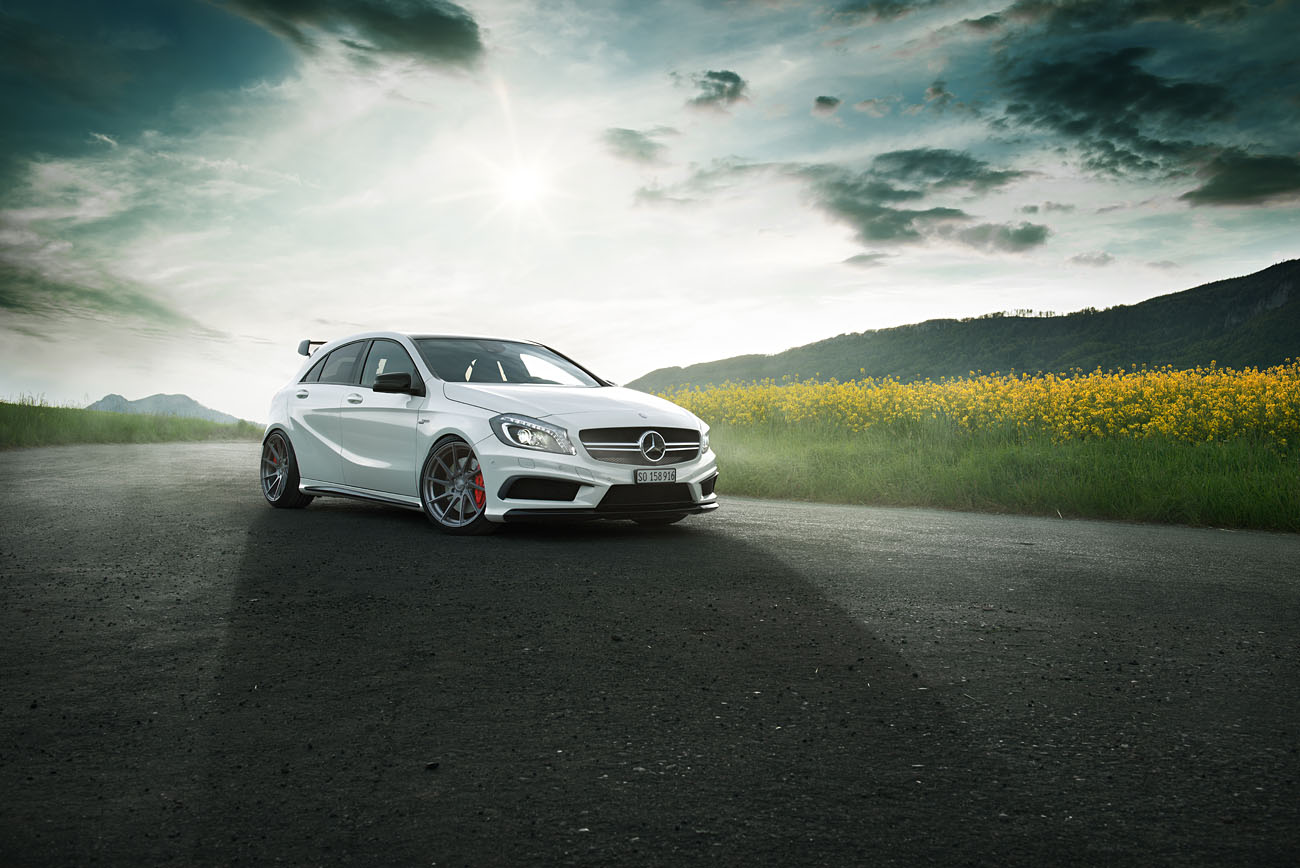 Mercedes A45 AMG in der Dreiviertelansicht