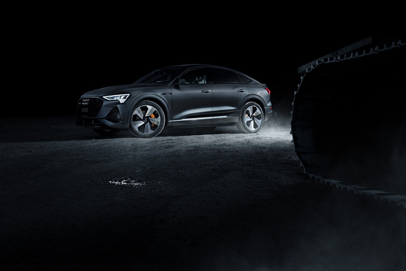 Audi E-Tron Sportback 55 Quattro in daytona grau.