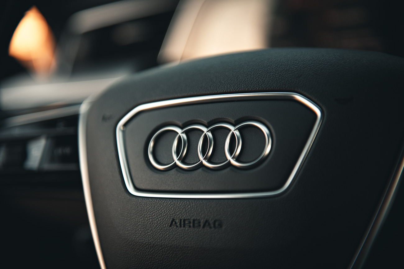 Audi Logo auf Lenkrad