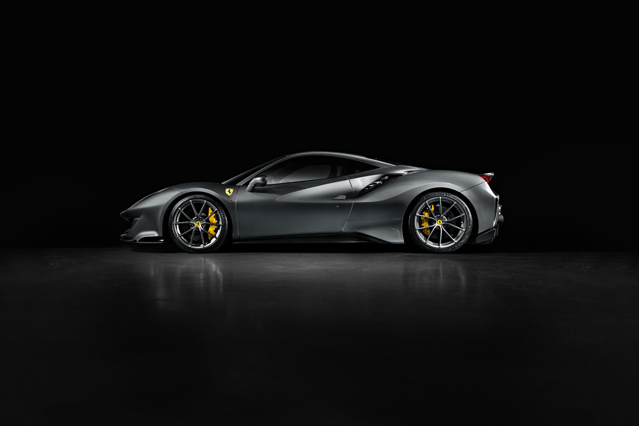 Seitenlinie des italienischen Ferrari 488 Pista.