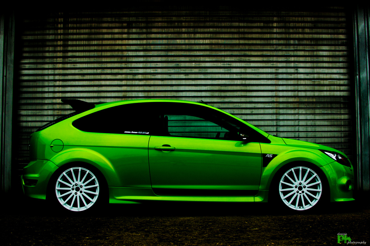 Bildbearbeitung vom Ford Focus RS als Anfänger. Meine Photoshop Beginner Arbeit.